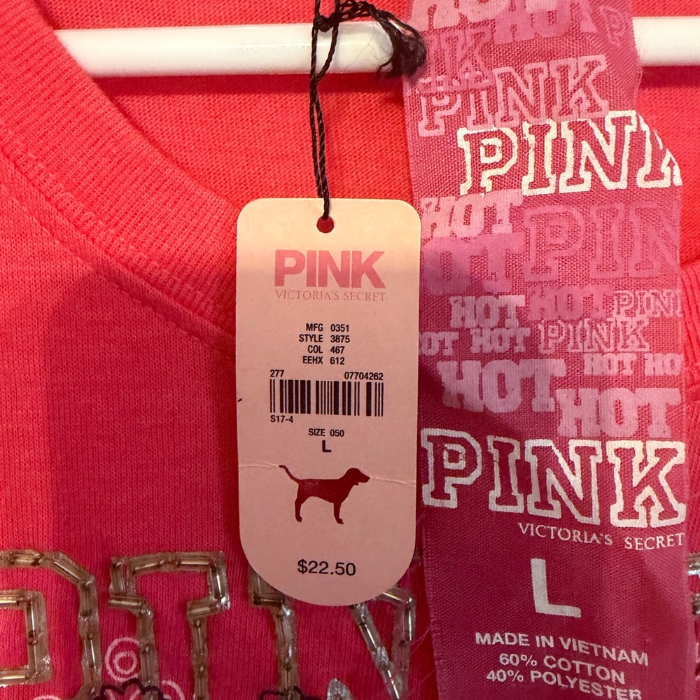 Pink NWT Graphic T-Shirt Size L - Picture 4 of 6